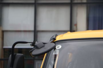    132 2.65˫Ῠ()(BJ1041V8ADA-AB1)ͼƬ