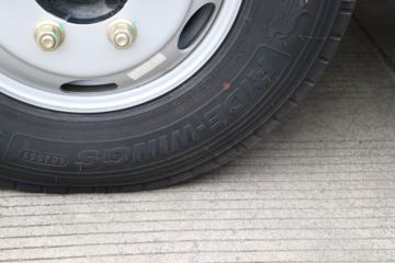    132 2.65˫Ῠ()(BJ1041V8ADA-AB1)ͼƬ