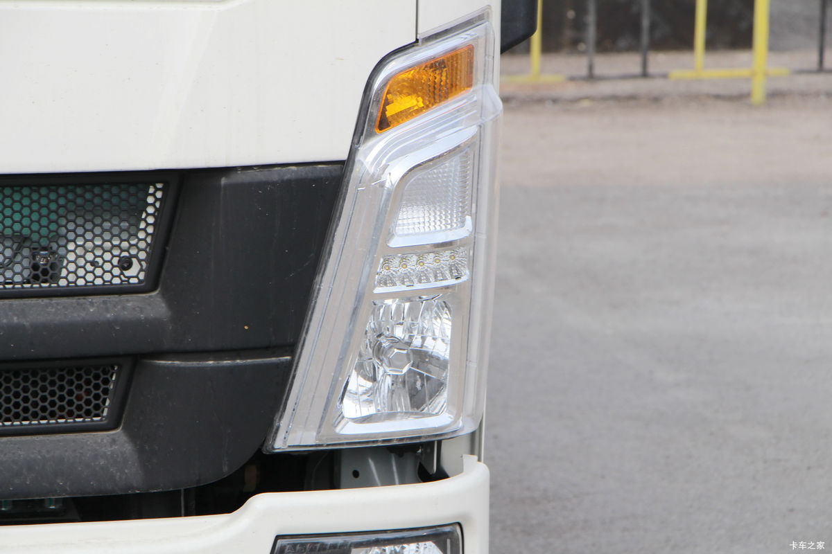 йHOWO  4.5T 4.15׵Ŵ綯ʽῨ(ZZ5047XXYG3314Z145BEV)81.14kWh