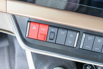 �������� ����H5V 460���� 6X4 AMT�Զ���ǣ����(����)(LZ4250H5DC1)ͼƬ