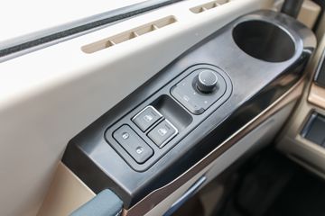 �������� ����H5V 460���� 6X4 AMT�Զ���ǣ����(����)(LZ4250H5DC1)ͼƬ