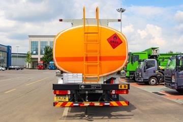 HOWO TX7&nbsp;油罐车外观图片