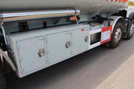 HOWO TX7&nbsp;油罐车上装图片