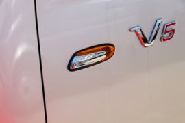 欧铃V5&nbsp;载货车外观                                                图片