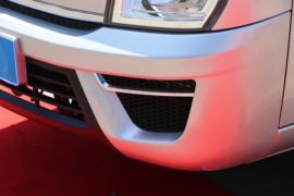 欧铃V5&nbsp;载货车外观                                                图片