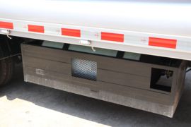 欧铃V5&nbsp;载货车底盘                                                图片