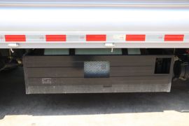 欧铃V5&nbsp;载货车底盘                                                图片