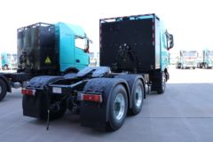 长征汽车 Q1 6X4 换电式纯电动牵引车(宁德时代)(CZ4251SU40BEV)282kWh