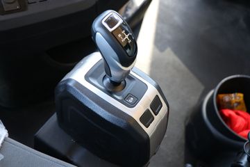 �������� Q1 6X4 ����ʽ���綯ǣ����(����ʱ��)282kWhͼƬ