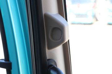 �������� Q1 6X4 ����ʽ���綯ǣ����(����ʱ��)282kWhͼƬ