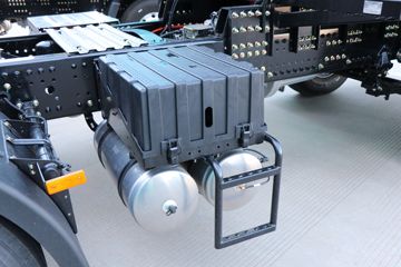 �������� Q1 6X4 ����ʽ���綯ǣ����(����ʱ��)282kWhͼƬ