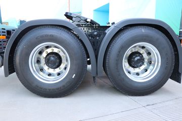 �������� Q1 6X4 ����ʽ���綯ǣ����(����ʱ��)282kWhͼƬ