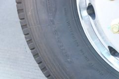 长征汽车 Q1 6X4 换电式纯电动牵引车(宁德时代)(CZ4251SU40BEV)282kWh