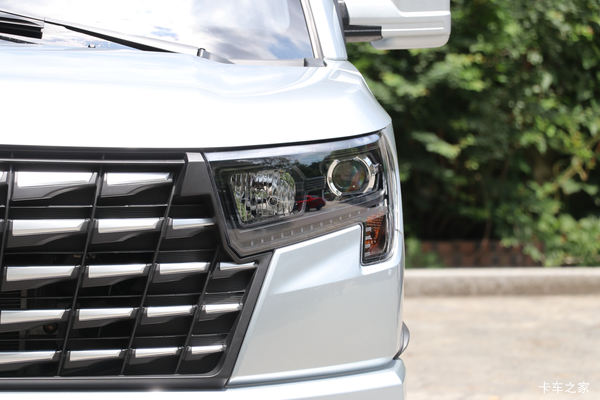 神骐 PLUS 享 5000 元置换补贴至高综合优惠 12000