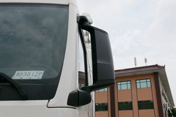 ��(MAN) ��TGXϵ���ؿ� 470���� 4X2 ǣ����(TGX18.470)ͼƬ