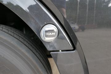 ��(MAN) ��TGXϵ���ؿ� 470���� 4X2 ǣ����(TGX18.470)(��ɫ)ͼƬ