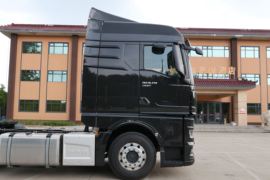 TGX&nbsp;牵引车外观                                                图片