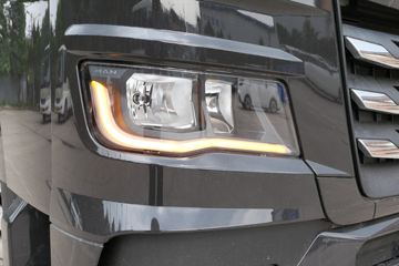 ��(MAN) ��TGXϵ���ؿ� 470���� 4X2 ǣ����(TGX18.470)(��ɫ)ͼƬ