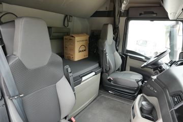 ��(MAN) ��TGXϵ���ؿ� 470���� 4X2 ǣ����(TGX18.470)ͼƬ