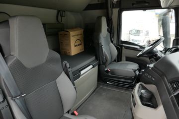 ��(MAN) ��TGXϵ���ؿ� 470���� 4X2 ǣ����(TGX18.470)ͼƬ