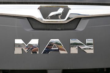 ��(MAN) ��TGXϵ���ؿ� 470���� 4X2 ǣ����(TGX18.470)(��ɫ)ͼƬ