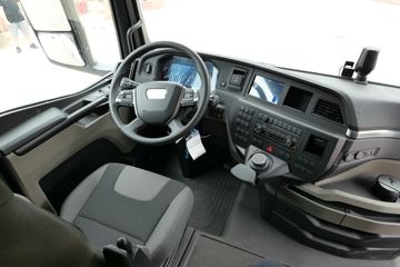 ��(MAN) ��TGXϵ���ؿ� 470���� 4X2 ǣ����(TGX18.470)ͼƬ