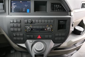 ��(MAN) ��TGXϵ���ؿ� 470���� 4X2 ǣ����(TGX18.470)ͼƬ