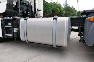 ��(MAN) ��TGXϵ���ؿ� 470���� 4X2 ǣ����(TGX18.470)ͼƬ