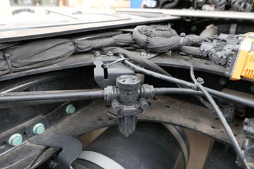 ��(MAN) ��TGXϵ���ؿ� 470���� 4X2 ǣ����(TGX18.470)(��ɫ)ͼƬ