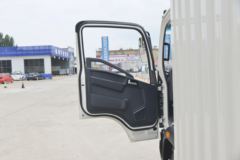 中国重汽HOWO 悍将 115马力 4.15米单排厢式轻卡(国六)(ZZ5047XXYC3314F145)