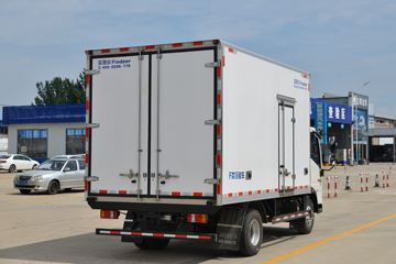 �й�����HOWO ���� 150���� 4X2 4.1����س�(ZZ5047XLCH3315F145)ͼƬ