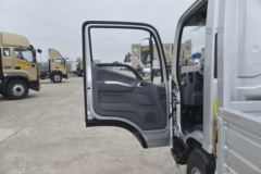 福田 奥铃速运 160马力 4.17米单排栏板轻卡(BJ1048V9JEA-AB2) 福田 奥铃速运 160马力 4.17米单排栏板轻卡(BJ1048V9JEA-AB2)