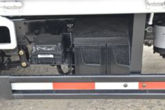 福田 奥铃速运 160马力 4.17米单排栏板轻卡(BJ1048V9JEA-AB2) 福田 奥铃速运 160马力 4.17米单排栏板轻卡(BJ1048V9JEA-AB2)