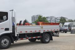 福田 奥铃速运 160马力 4.17米单排栏板轻卡(BJ1048V9JEA-AB2) 福田 奥铃速运 160马力 4.17米单排栏板轻卡(BJ1048V9JEA-AB2)