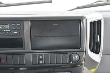 ���� �������� 131���� 4X2 4.085����س�(����)ͼƬ