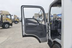 福田 奥铃速运 131马力 4X2 4.085米冷藏车(国六)(BJ5048XLC8JEA-AB2) 福田 奥铃速运 131马力 4X2 4.085米冷藏车(国六)(BJ5048XLC8JEA-AB2)