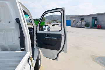 ���� K23 113���� 2.7�׵�������΢��(����)(KMC1035SA305D6)ͼƬ