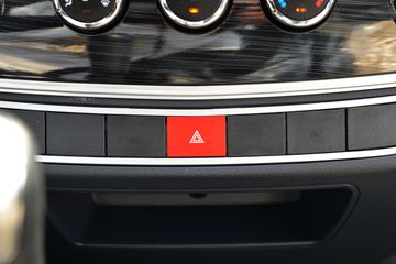 ���� ��X1 2.0L 122���� ����/CNG 3.63�׵�����ʽ΢��(����)(KMC5039XXYNG318D6)ͼƬ