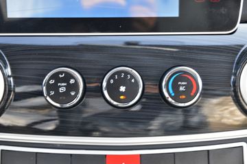 ���� ��X1 2.0L 122���� ����/CNG 3.63�׵�����ʽ΢��(����)(KMC5039XXYNG318D6)ͼƬ