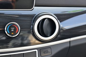 ���� ��X1 2.0L 122���� ����/CNG 3.63�׵�����ʽ΢��(����)(KMC5039XXYNG318D6)ͼƬ