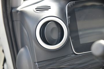 ���� ��X1 2.0L 122���� ����/CNG 3.63�׵�����ʽ΢��(����)(KMC5039XXYNG318D6)ͼƬ