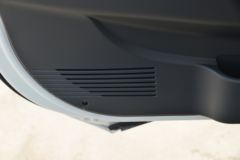 凯马 锐航X1 2.0L 122马力 汽油/CNG 3.63米单排厢式微卡(国六)(KMC5039XXYNG318D6)