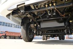 凯马 锐航X1 2.0L 122马力 汽油/CNG 3.63米单排厢式微卡(国六)(KMC5039XXYNG318D6)