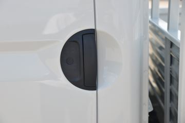  X1 2.0L 122 /CNG 2.72˫΢()(KMC1039NG318S6)ͼƬ