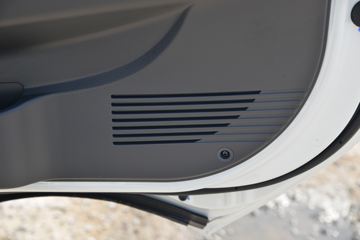  X1 2.0L 122 /CNG 2.72˫΢()(KMC1039NG318S6)ͼƬ