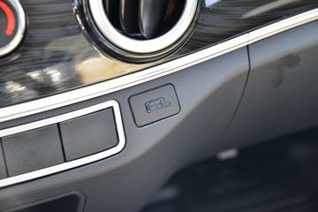  X1 2.0L 122 /CNG 2.72˫΢()(KMC1039NG318S6)ͼƬ