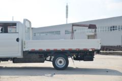 凯马 锐航X1 2.0L 122马力 汽油/CNG 2.72米双排栏板微卡(国六)(KMC1039NG318S6)