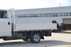 凯马 锐航X1 2.0L 122马力 汽油/CNG 2.72米双排栏板微卡(国六)(KMC1039NG318S6)