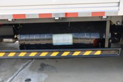 凯马 凯捷M3 2.2L 95马力 CNG 4.16米单排栏板轻卡(国六)(KMC1043NG336DP6)