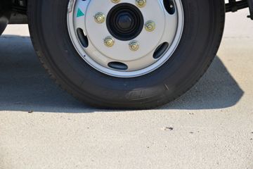 ���� ����M3 ��ҵ��PRO 130���� 4.16�׵�����ʽ�Ῠ(����)ͼƬ